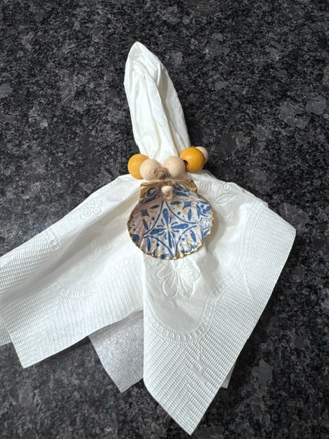 Calico Scallop Shell Napkin Rings (Set of 4)